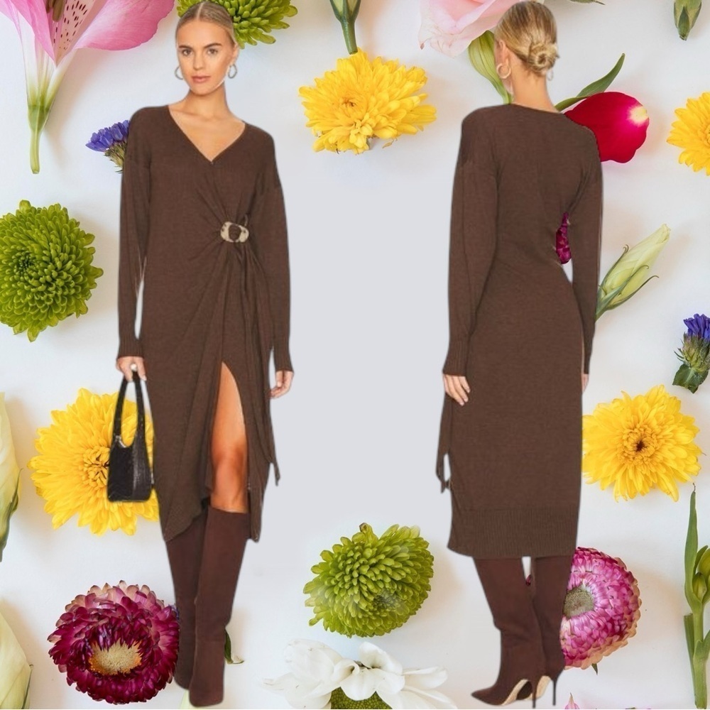NWT ASTR The Label ‘Mazzy’ Belted Wrap Knit Midi Dress in Brown Size Small